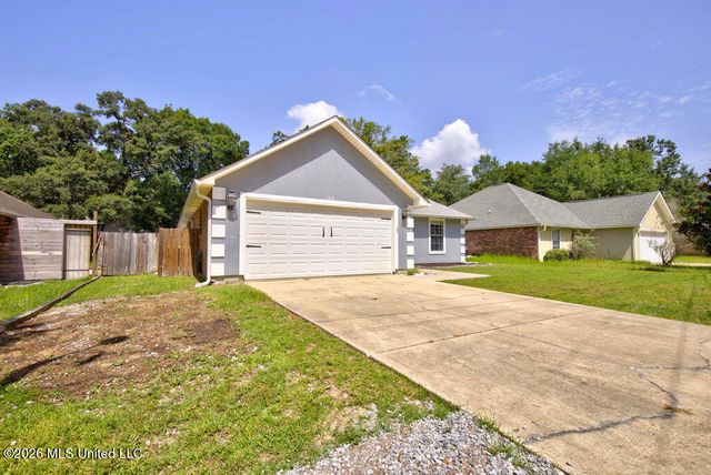 1517 Porpoise Street, Ocean Springs, MS 39564
