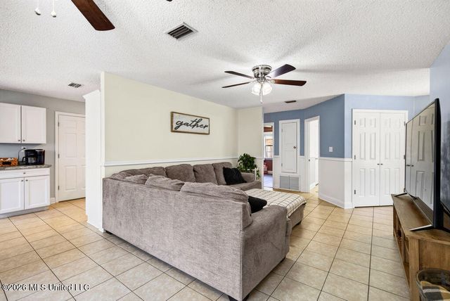 1517 Porpoise Street, Ocean Springs, MS 39564