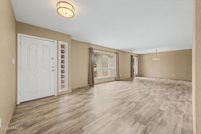 8430 N 80th Place, Scottsdale, AZ 85258