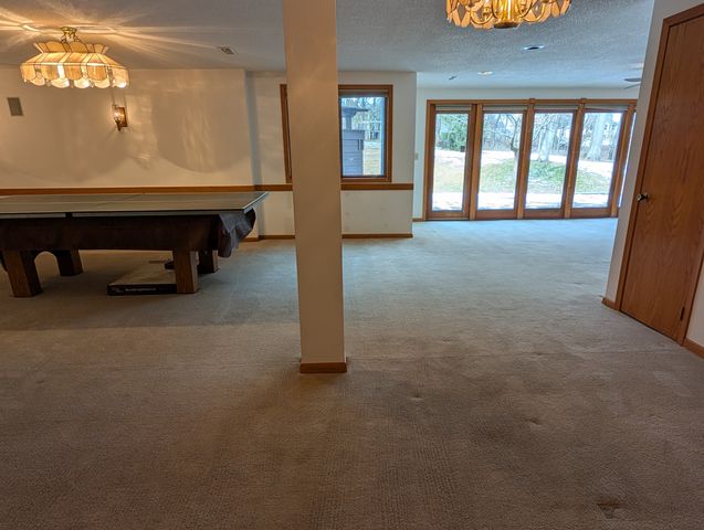 684 Sioux Drive, Freeport, IL 61032