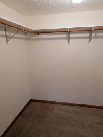 684 Sioux Drive, Freeport, IL 61032