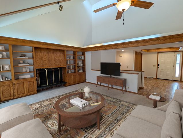 684 Sioux Drive, Freeport, IL 61032