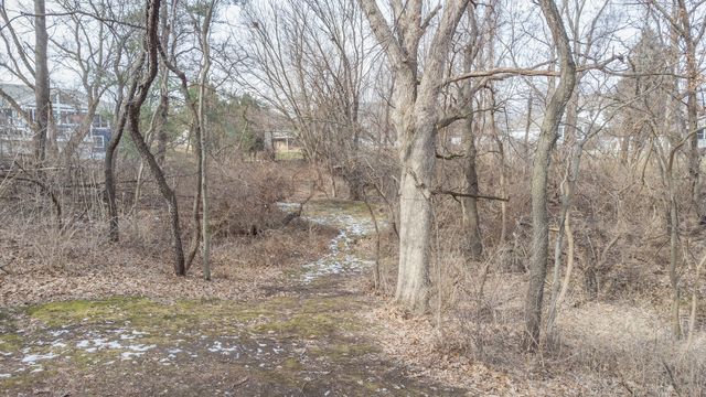 684 Sioux Drive, Freeport, IL 61032