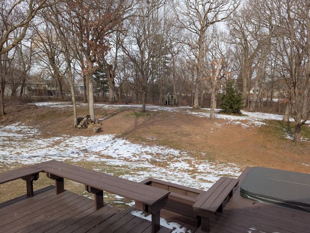 684 Sioux Drive, Freeport, IL 61032