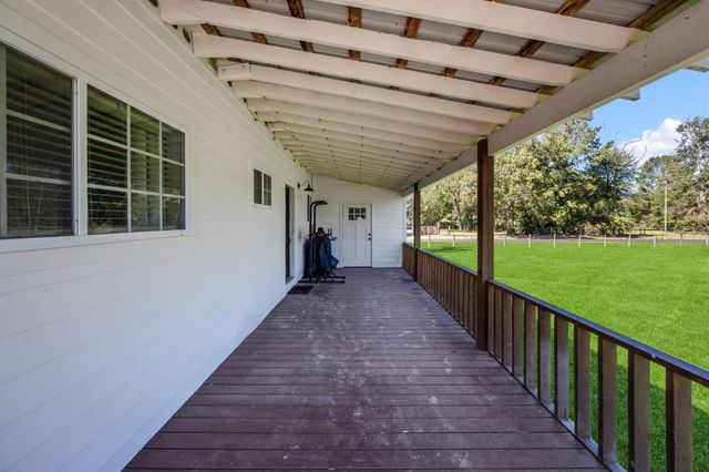 319 County Road 2218, Cleveland, TX 77327