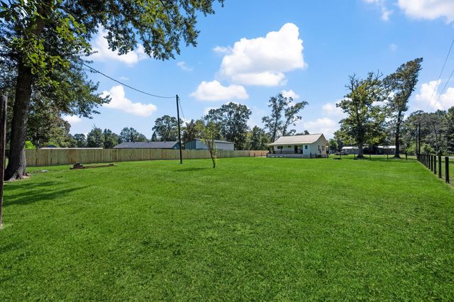 319 County Road 2218, Cleveland, TX 77327