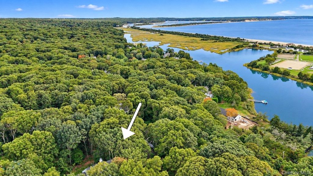 2 Glenwater Lane, East Setauket, NY 11733 — photo 4