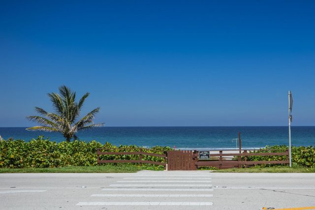 2871 N Ocean Boulevard F429, Boca Raton, FL 33431
