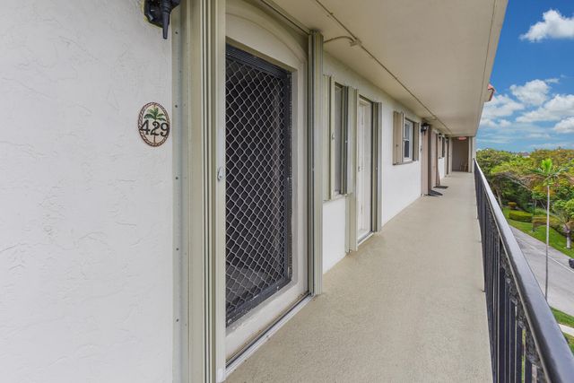 2871 N Ocean Boulevard F429, Boca Raton, FL 33431