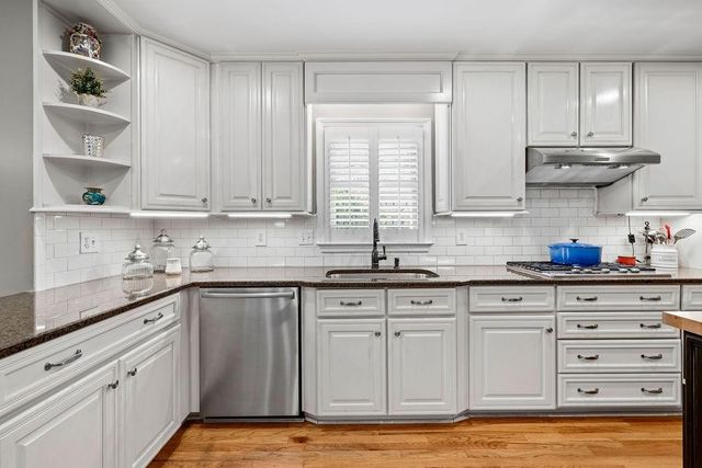 1932 Trumbull Drive, Dunwoody, GA 30338