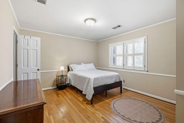 1932 Trumbull Drive, Dunwoody, GA 30338