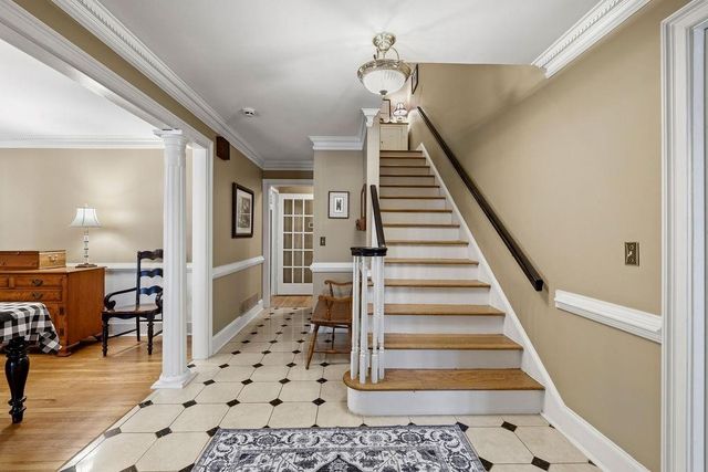 1932 Trumbull Drive, Dunwoody, GA 30338