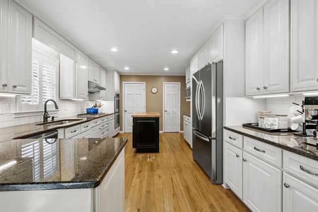 1932 Trumbull Drive, Dunwoody, GA 30338