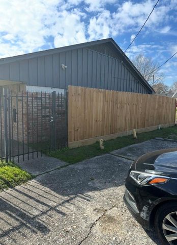 4210 Kewanee Street 6, Houston, TX 77051