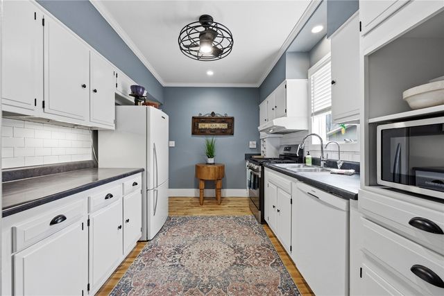 325 N 4th Street, West Branch, IA 52358