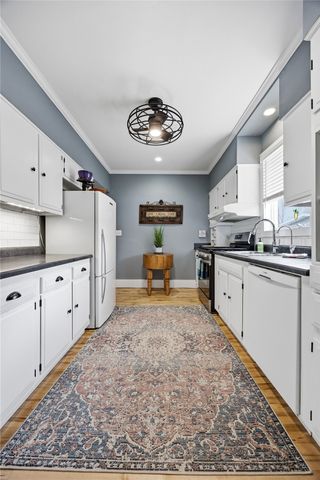 325 N 4th Street, West Branch, IA 52358