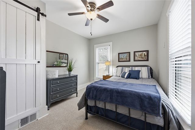 325 N 4th Street, West Branch, IA 52358