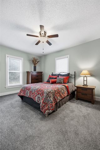 325 N 4th Street, West Branch, IA 52358