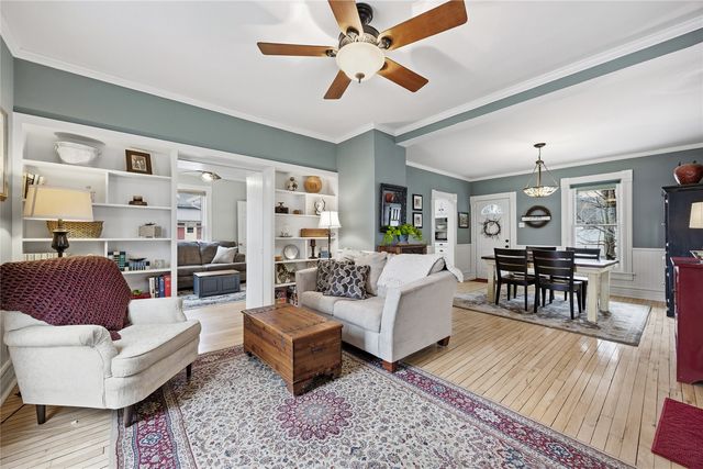 325 N 4th Street, West Branch, IA 52358