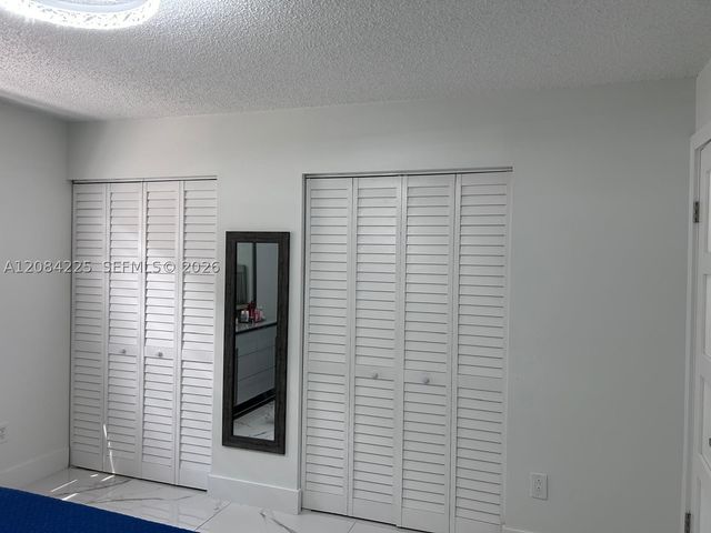 1148 Grandview Cir, Royal Palm Beach, FL 33411