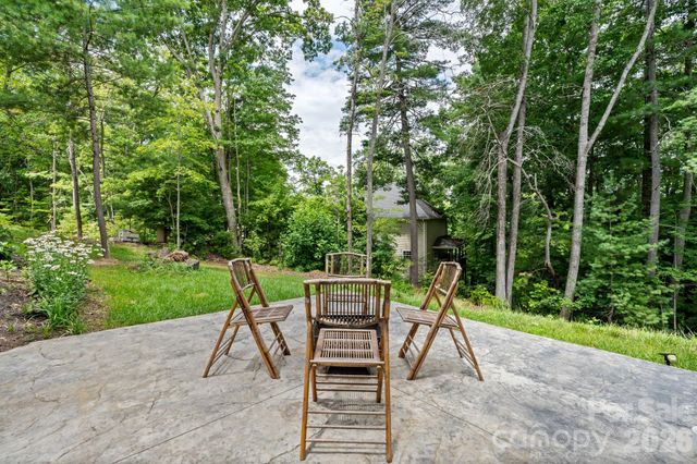 49 Timber Moss Drive, Asheville, NC 28804