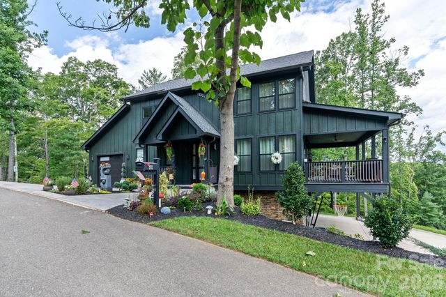 49 Timber Moss Drive, Asheville, NC 28804