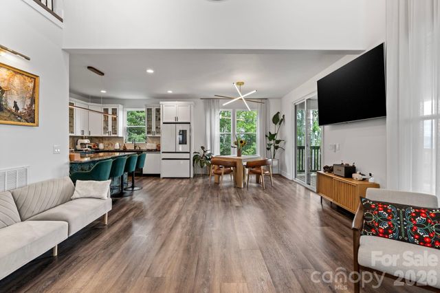 49 Timber Moss Drive, Asheville, NC 28804