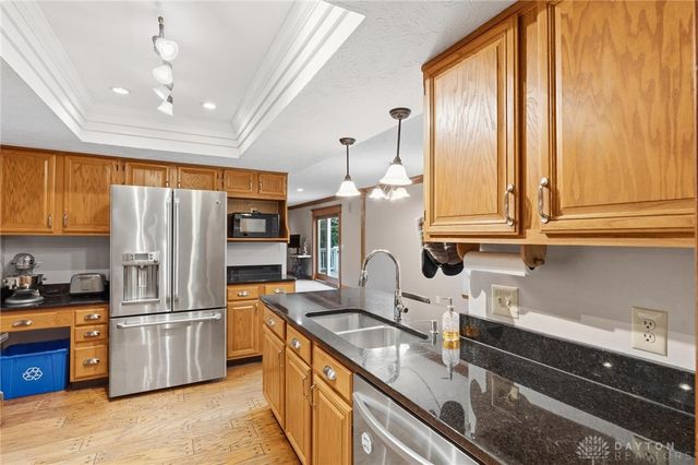 3611 Ridgeway Road, Bellbrook, OH 45305