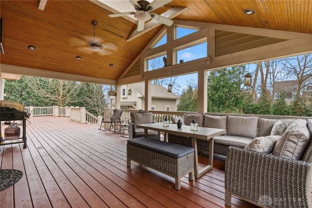 3611 Ridgeway Road, Bellbrook, OH 45305