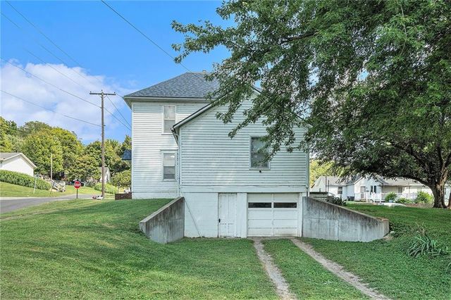 311 Mound Street, Mound City, MO 64471