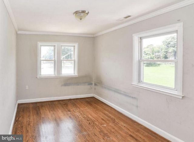 2565 HARLEM AVE, Baltimore, MD 21216