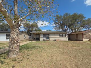 402 39th Street, Lubbock, TX 79404