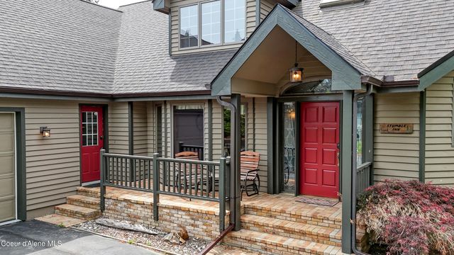 540 Ponder Pt Dr, Sandpoint, ID 83864