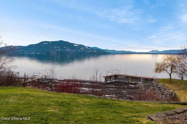 540 Ponder Pt Dr, Sandpoint, ID 83864