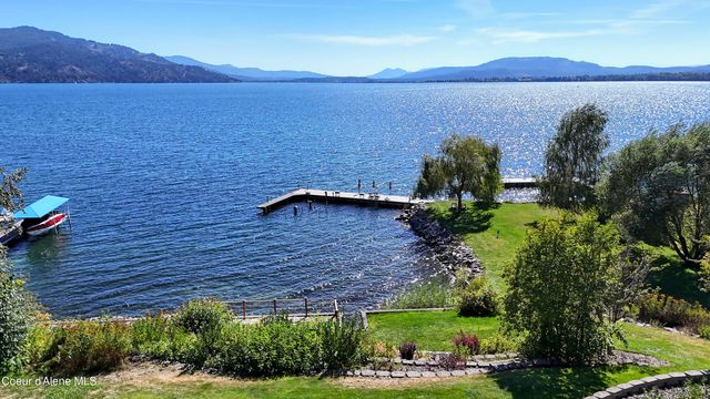 540 Ponder Pt Dr, Sandpoint, ID 83864