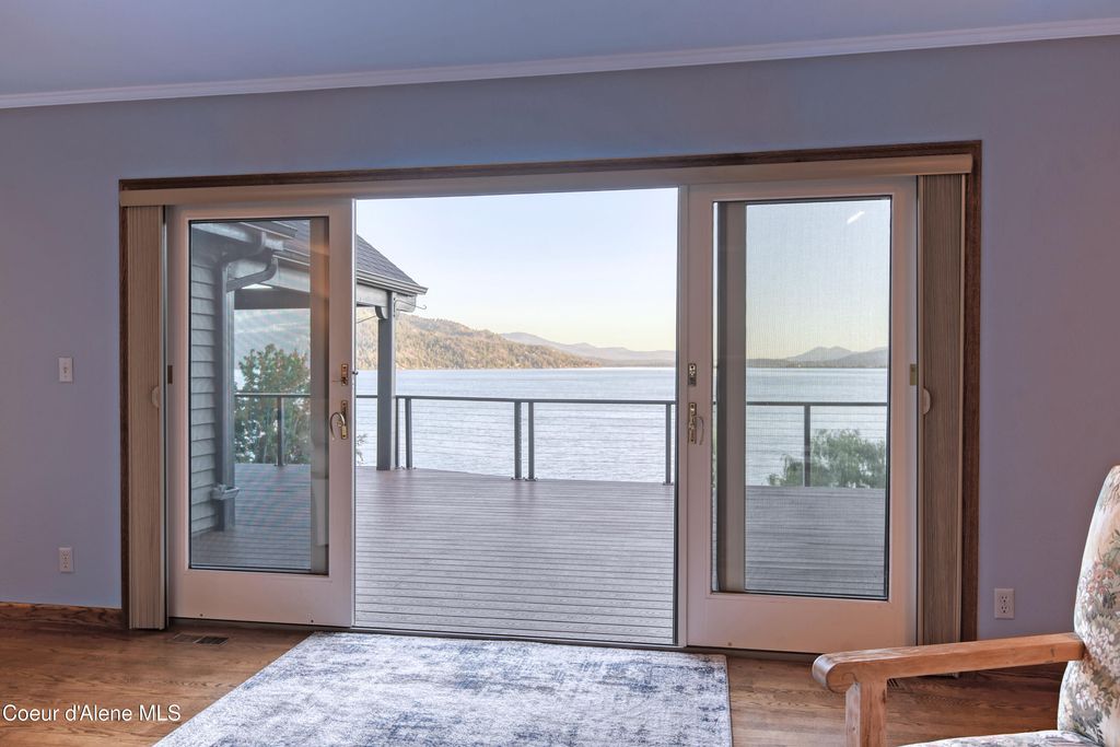 540 Ponder Pt Dr, Sandpoint, ID 83864 photo 22