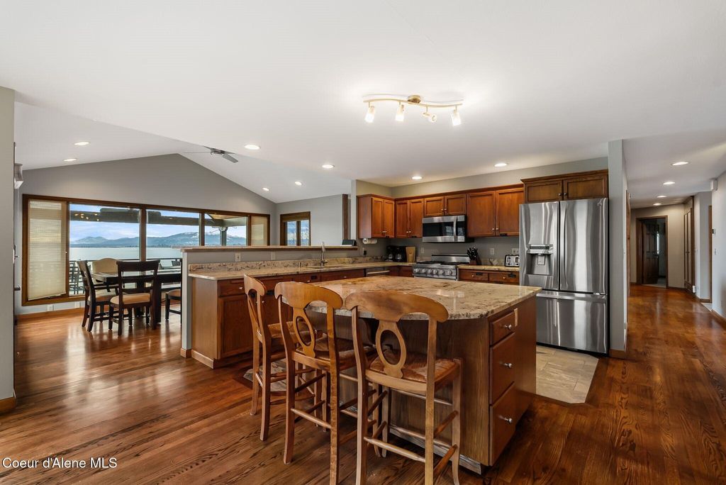 540 Ponder Pt Dr, Sandpoint, ID 83864 photo 30