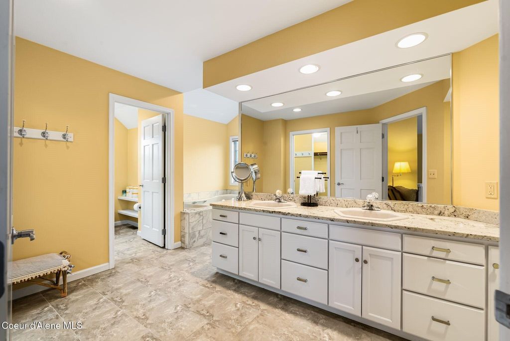 540 Ponder Pt Dr, Sandpoint, ID 83864 photo 42