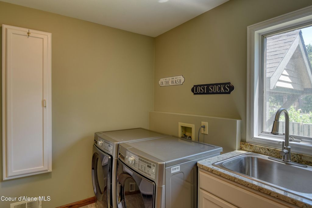 540 Ponder Pt Dr, Sandpoint, ID 83864 photo 49