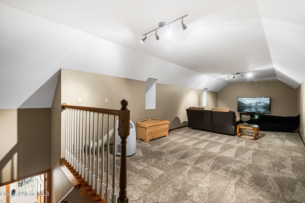 540 Ponder Pt Dr, Sandpoint, ID 83864 photo 58