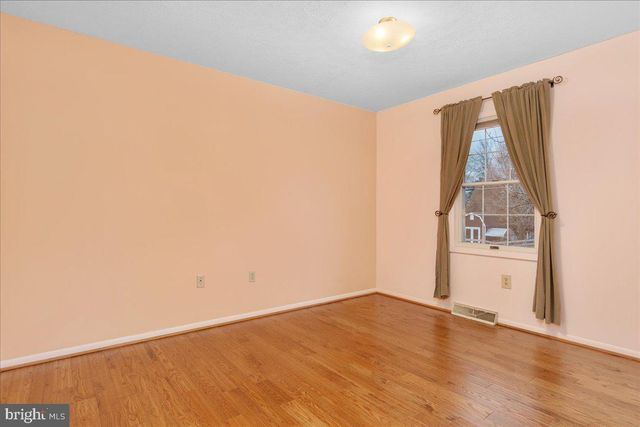 11 FUNKSTOWN RD, Hagerstown, MD 21740