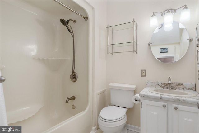 11 FUNKSTOWN RD, Hagerstown, MD 21740