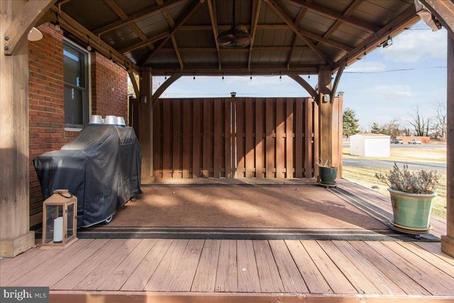 11 FUNKSTOWN RD, Hagerstown, MD 21740