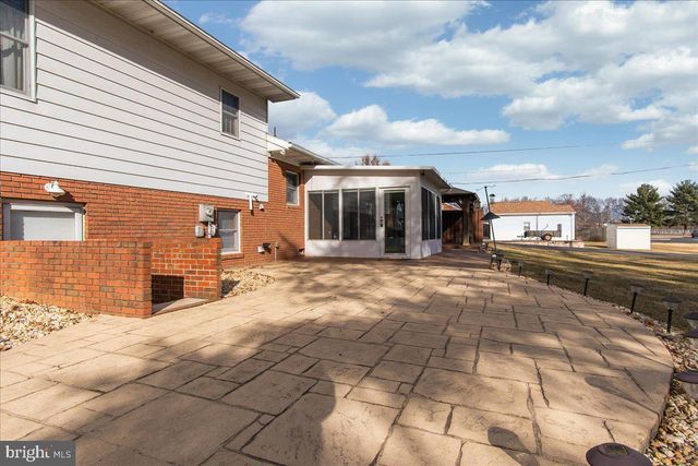 11 FUNKSTOWN RD, Hagerstown, MD 21740