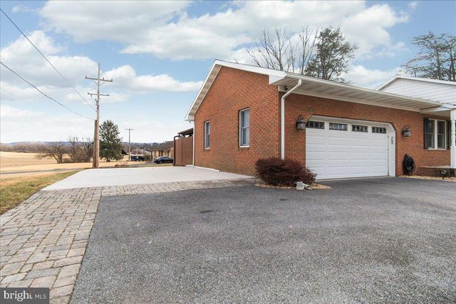 11 FUNKSTOWN RD, Hagerstown, MD 21740