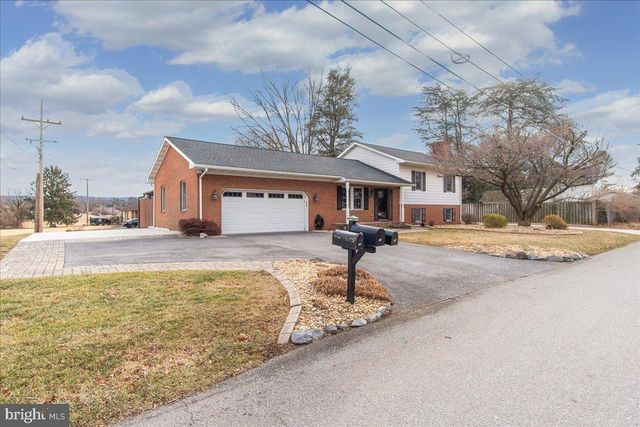 11 FUNKSTOWN RD, Hagerstown, MD 21740