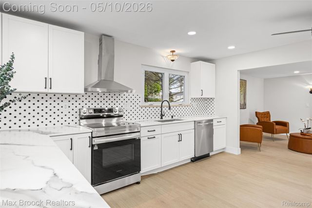 1874 Hopkins Drive, Wixom, MI 48393