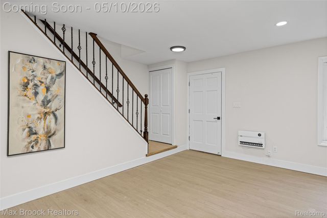 1874 Hopkins Drive, Wixom, MI 48393