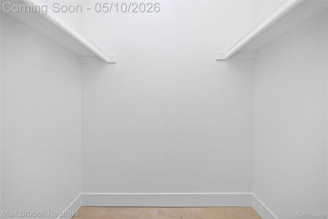 1874 Hopkins Drive, Wixom, MI 48393