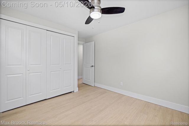 1874 Hopkins Drive, Wixom, MI 48393